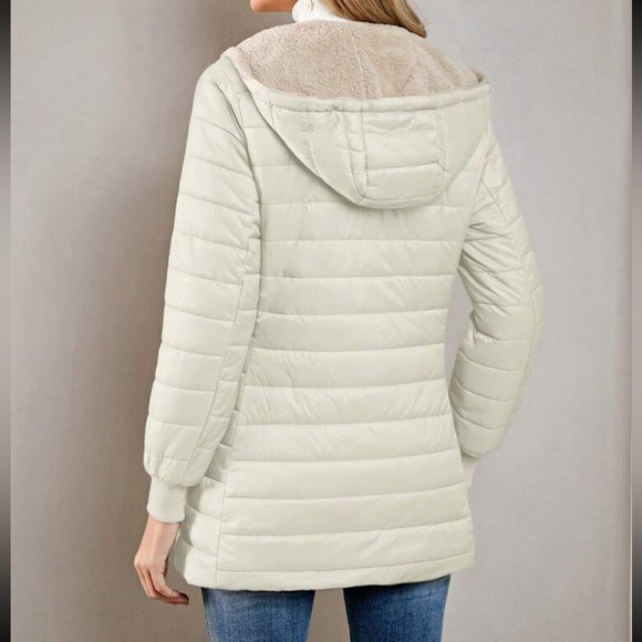 Luxe quilted teddy lined hooded jacket - Picture 11 of 16
